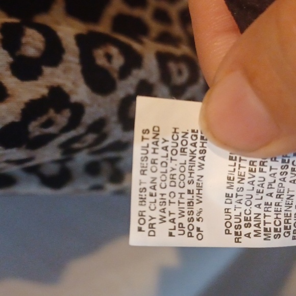 Karen Kane dress leopard print spandex blend size small with pockets! - Picture 9 of 10